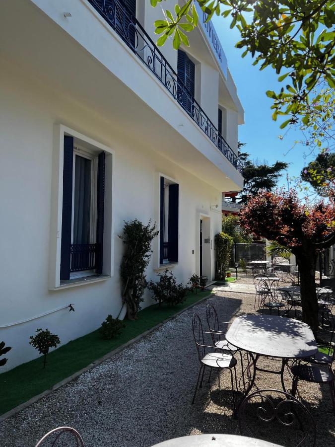 Hotel Bleu Riviera Cagnes-sur-Mer Exterior foto